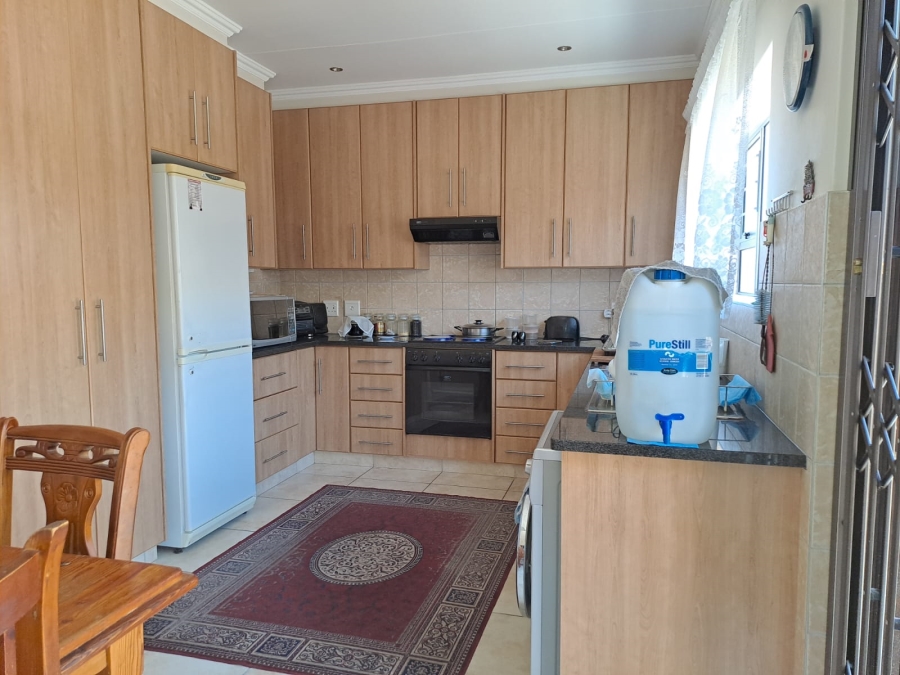 2 Bedroom Property for Sale in Dormehls Drift Western Cape